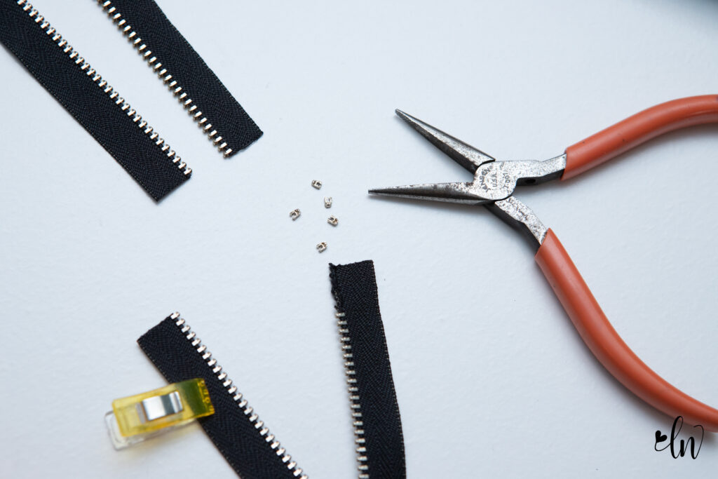 remove zipper teeth
