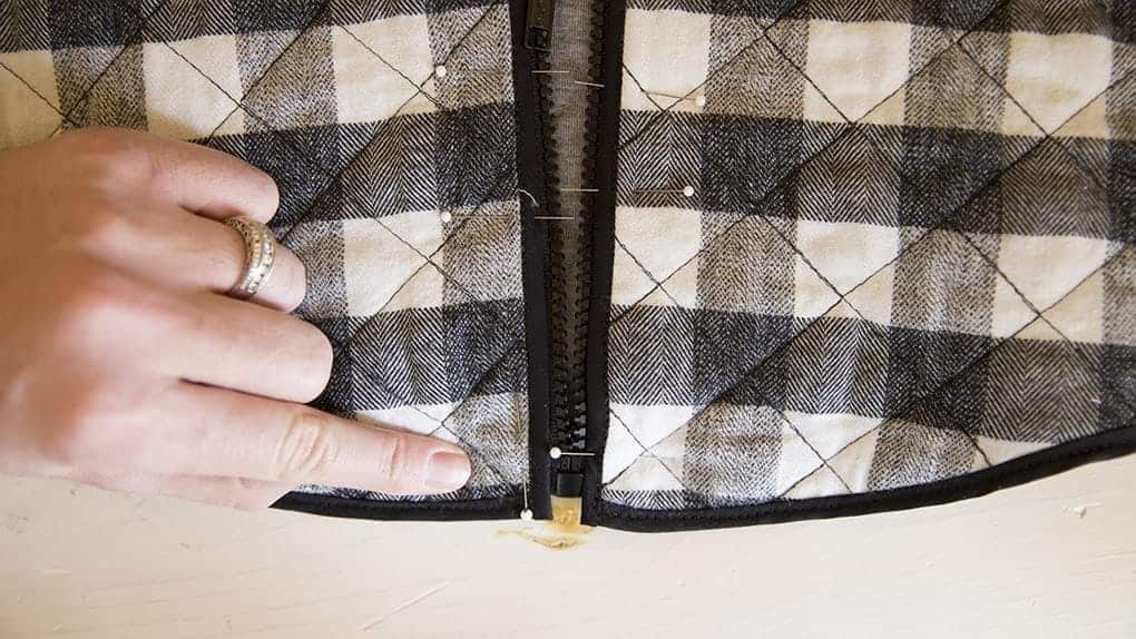 sewing a zipper