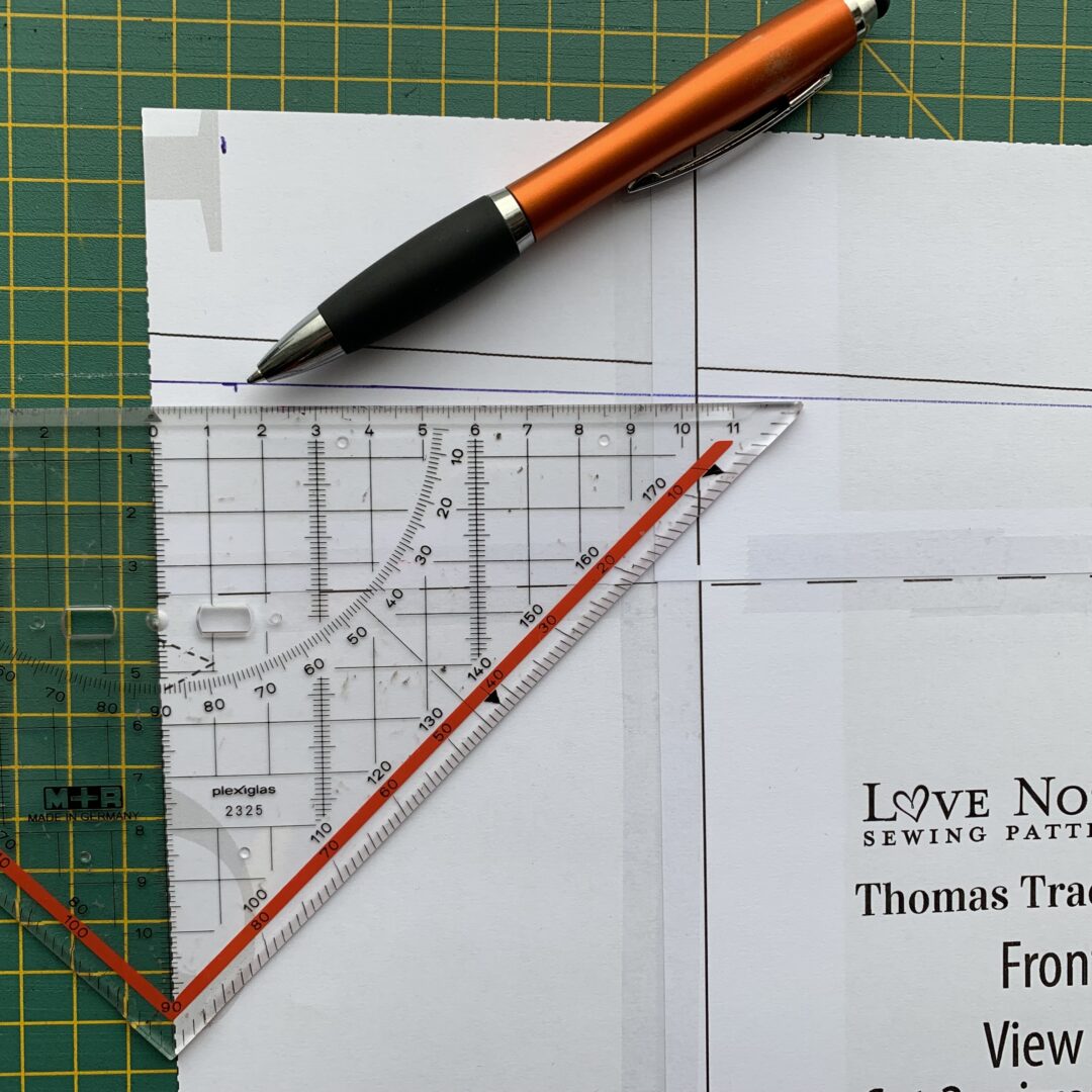 How to make Thomas Track Pants for Curves - Love Notions Sewing Patterns