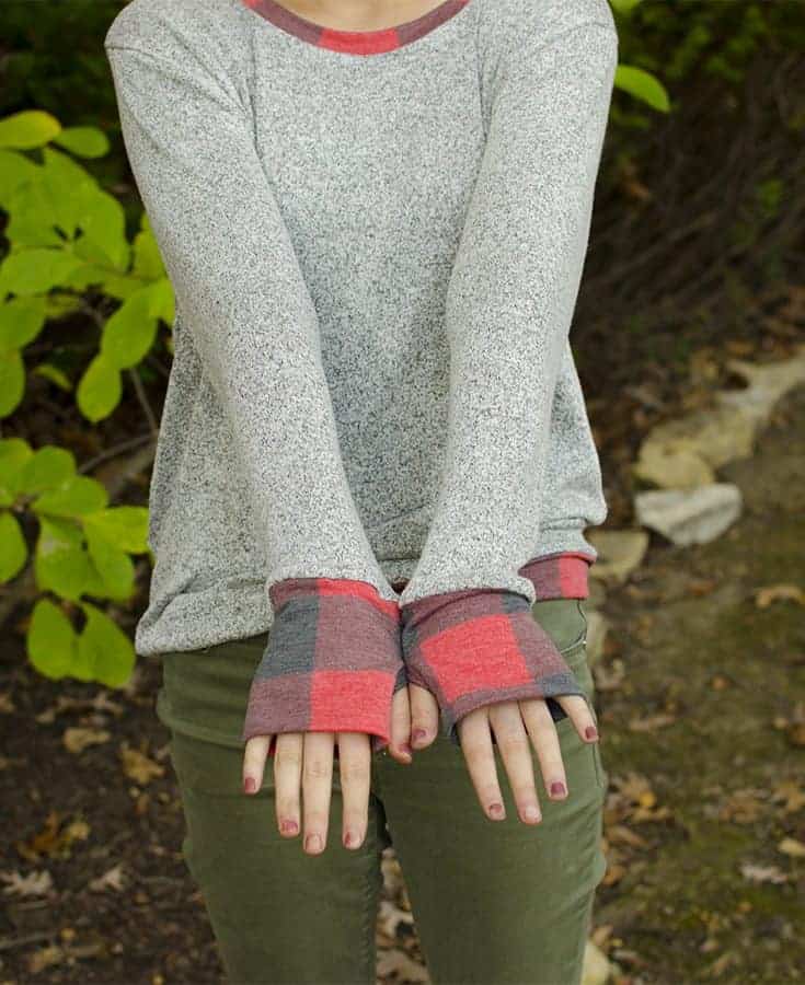 Sweaters with thumb holes sleeves top